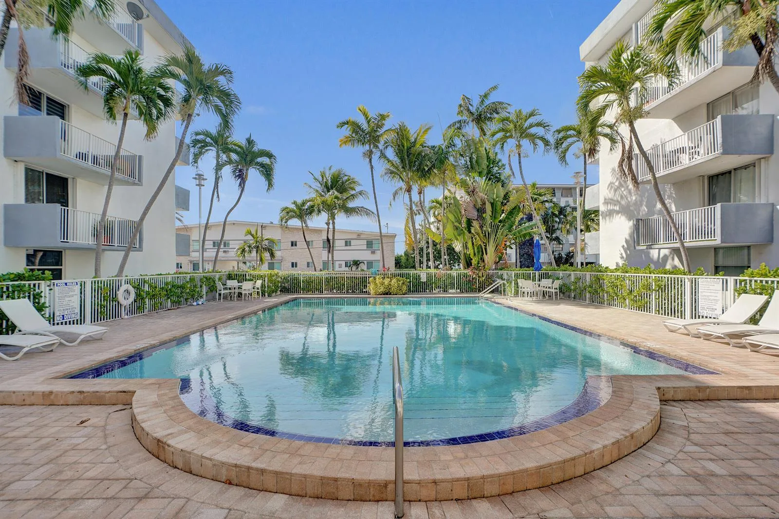 1801 S Treasure Drive # 528, North Bay Village, FL 33141