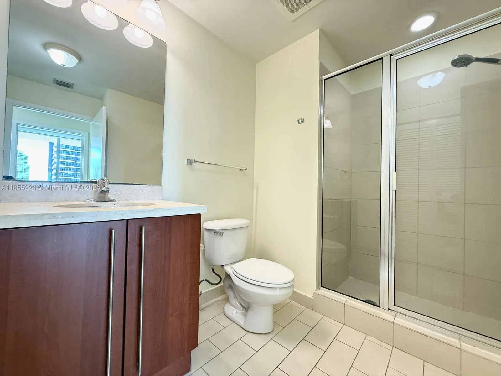 79 SW 12th St # 2404-S, Miami, FL 33130 photo 5