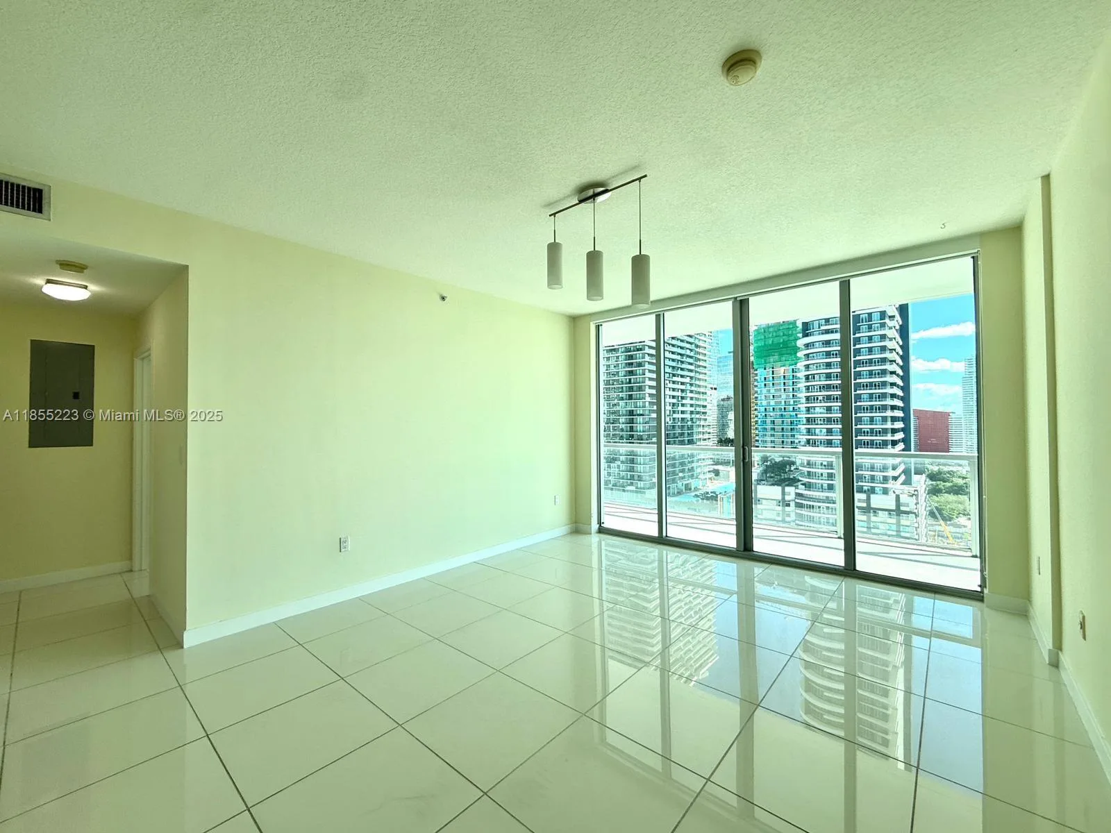 79 SW 12th St # 2404-S, Miami, FL 33130 photo 9