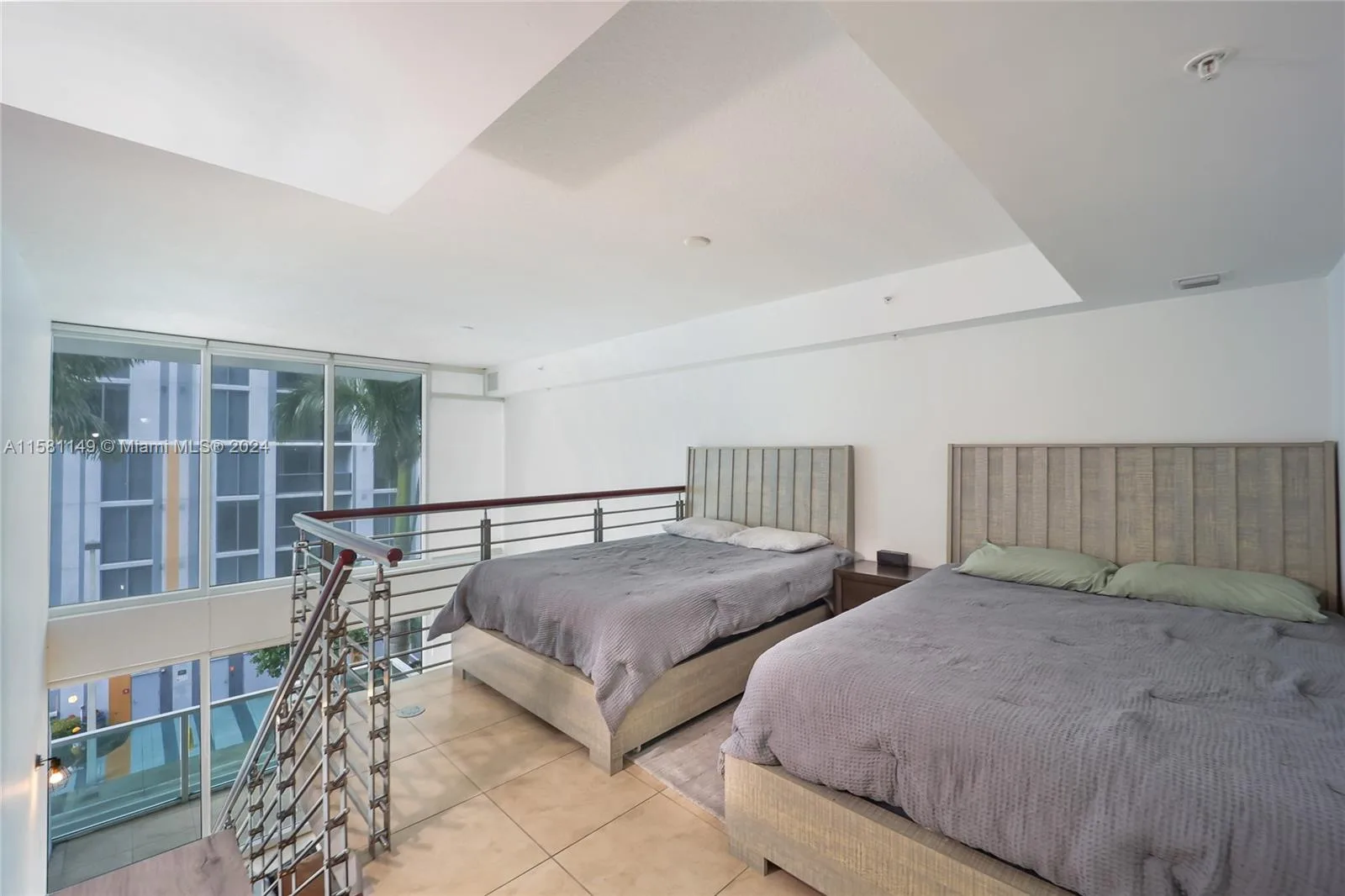 41 SE 5th St # 304, Miami, FL 33131 photo 11