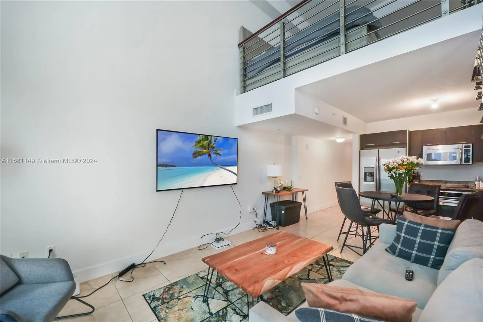 41 SE 5th St # 304, Miami, FL 33131 photo 4