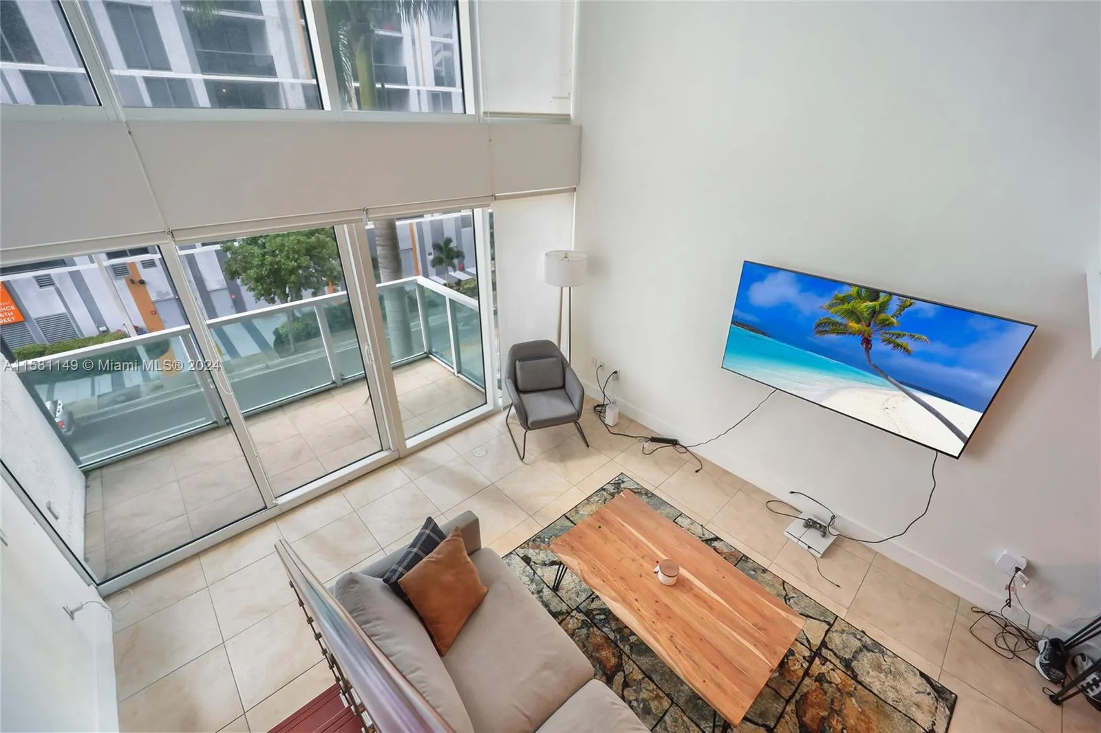41 SE 5th St # 304, Miami, FL 33131 photo 7