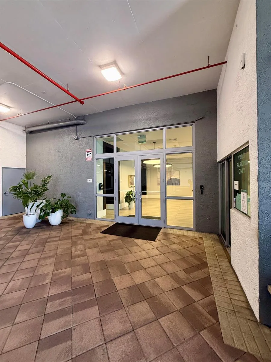 140 S Dixie Highway # 1002, Hollywood, FL 33020 photo 10