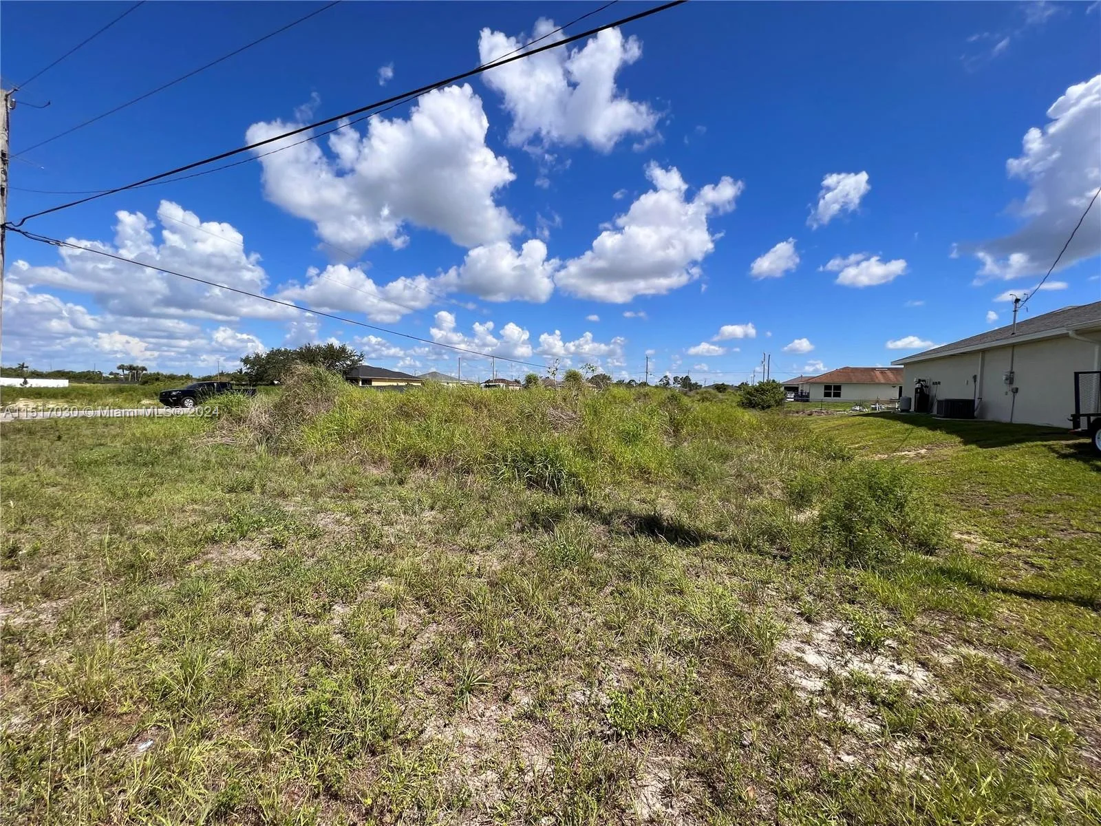 2915 19th St SW, Lehigh Acres, FL 33976 photo 2