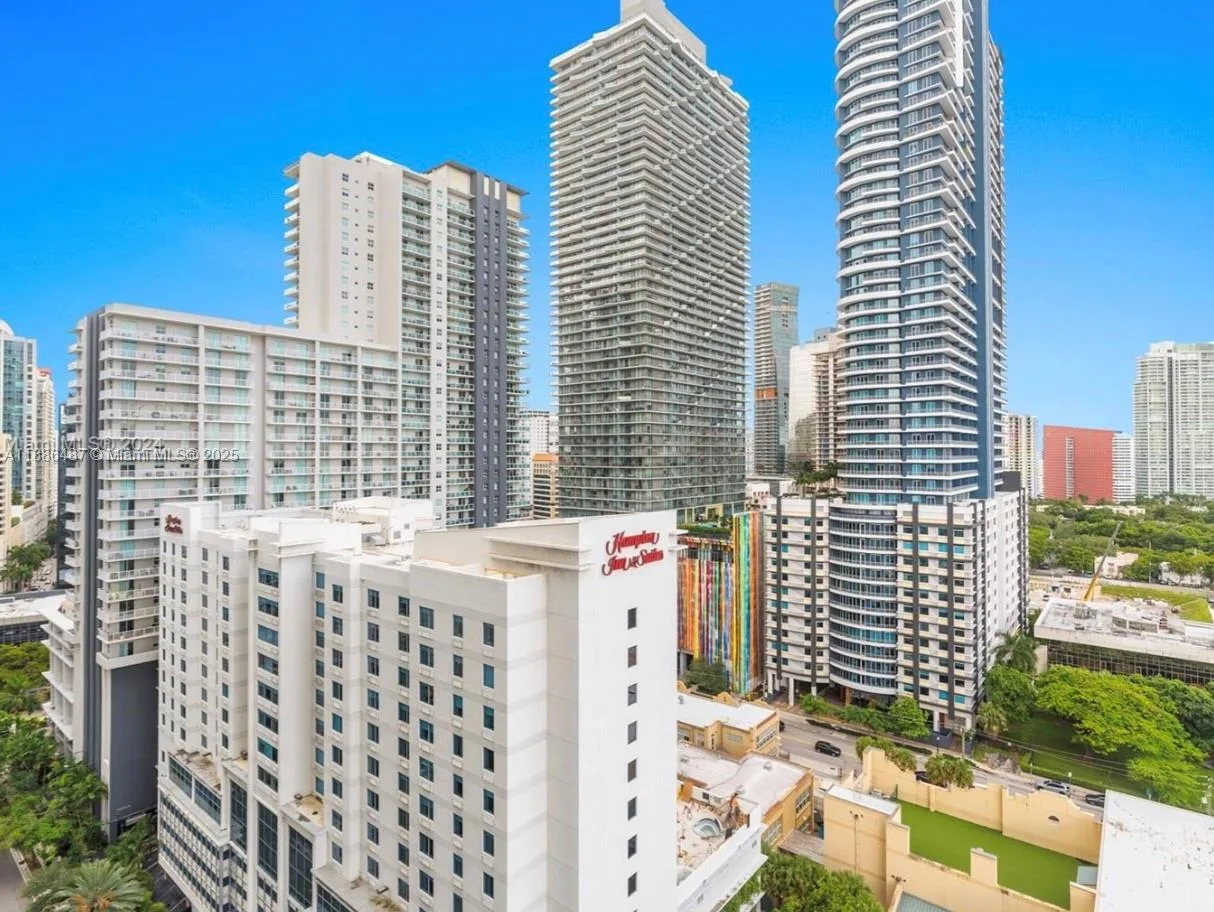 79 SW 12th St # 2102-S, Miami, FL 33130