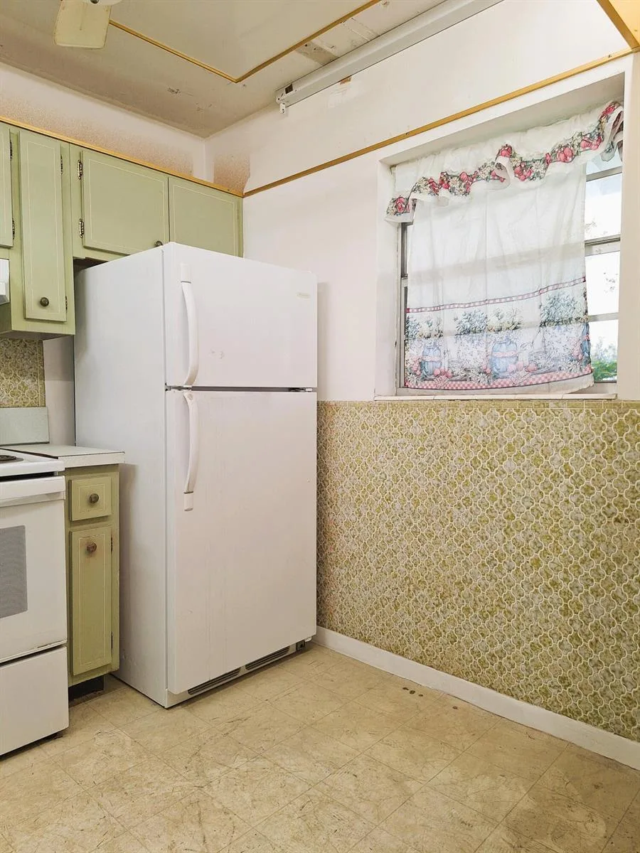 2900 NW 47TH Terrace # 303B, Lauderdale Lakes, FL 33313 photo 4