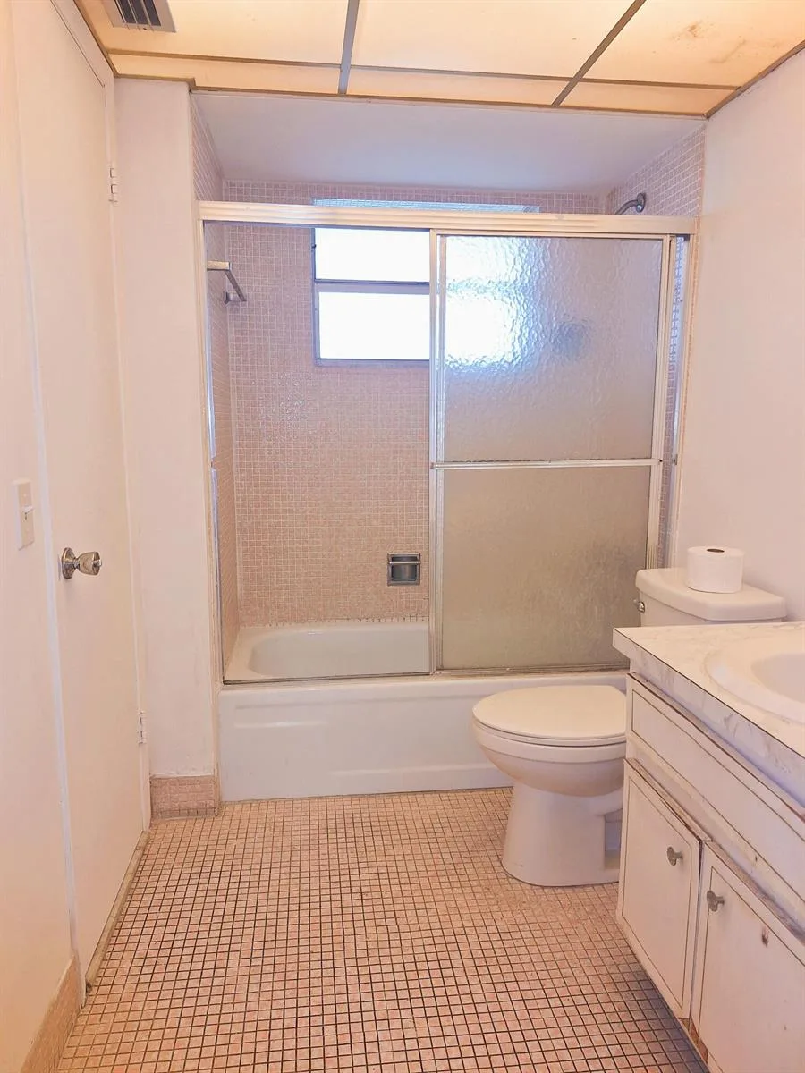2900 NW 47TH Terrace # 303B, Lauderdale Lakes, FL 33313 photo 8