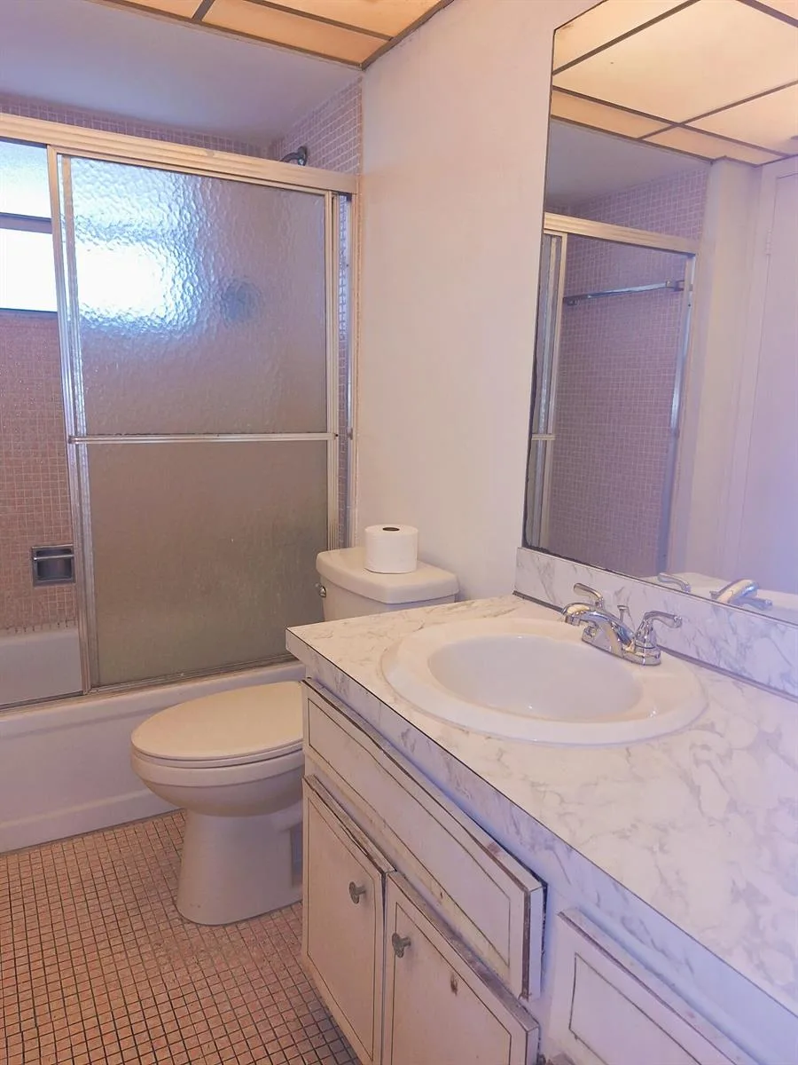 2900 NW 47TH Terrace # 303B, Lauderdale Lakes, FL 33313 photo 9
