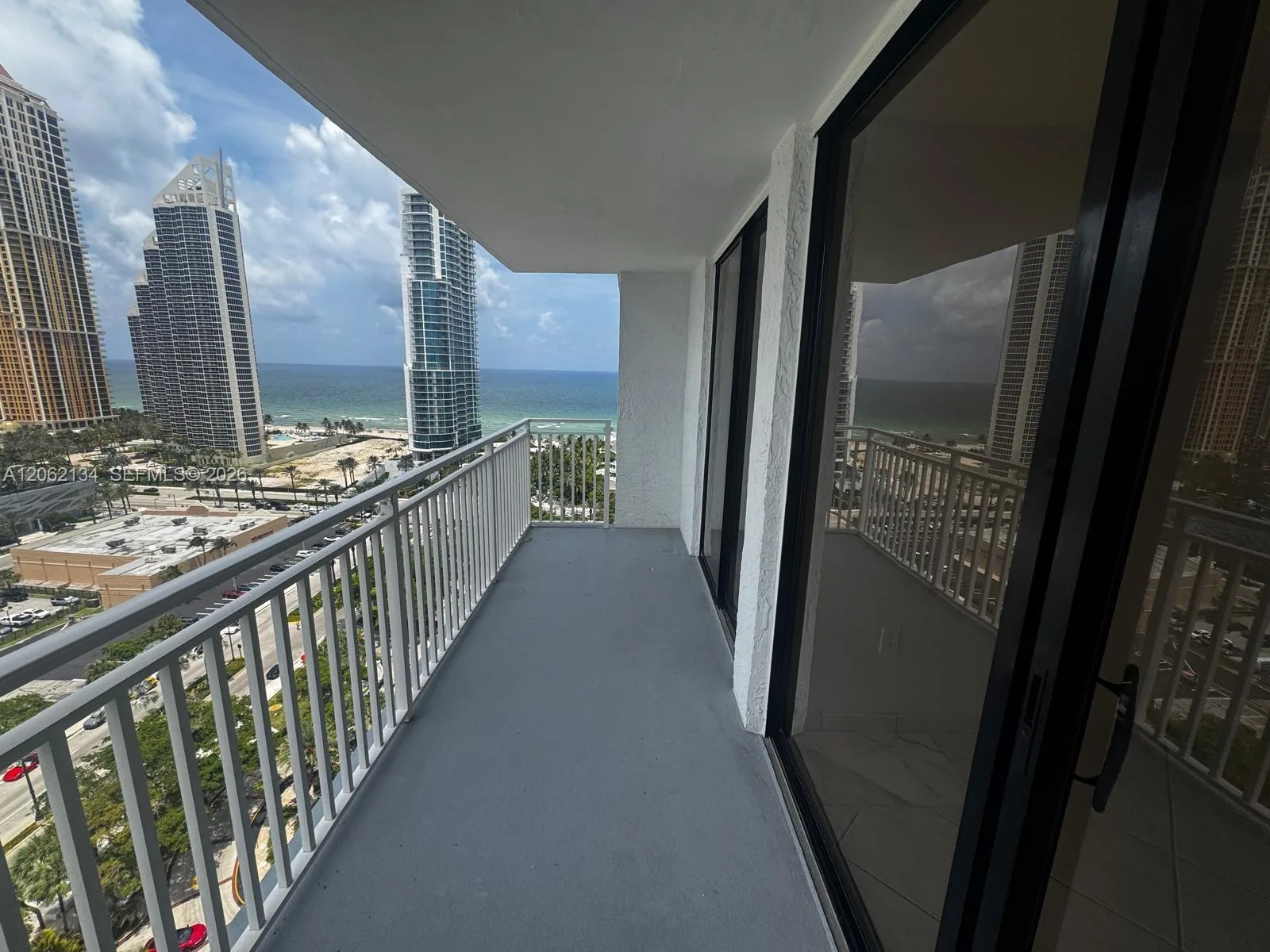 210 174th St # 2110, Sunny Isles Beach, FL 33160