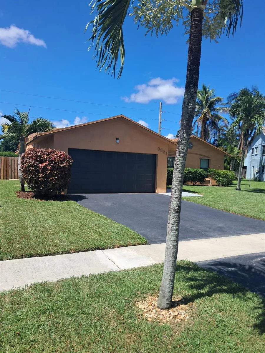 9321 NW 43RD Manor S, Sunrise, FL 33351 photo 3