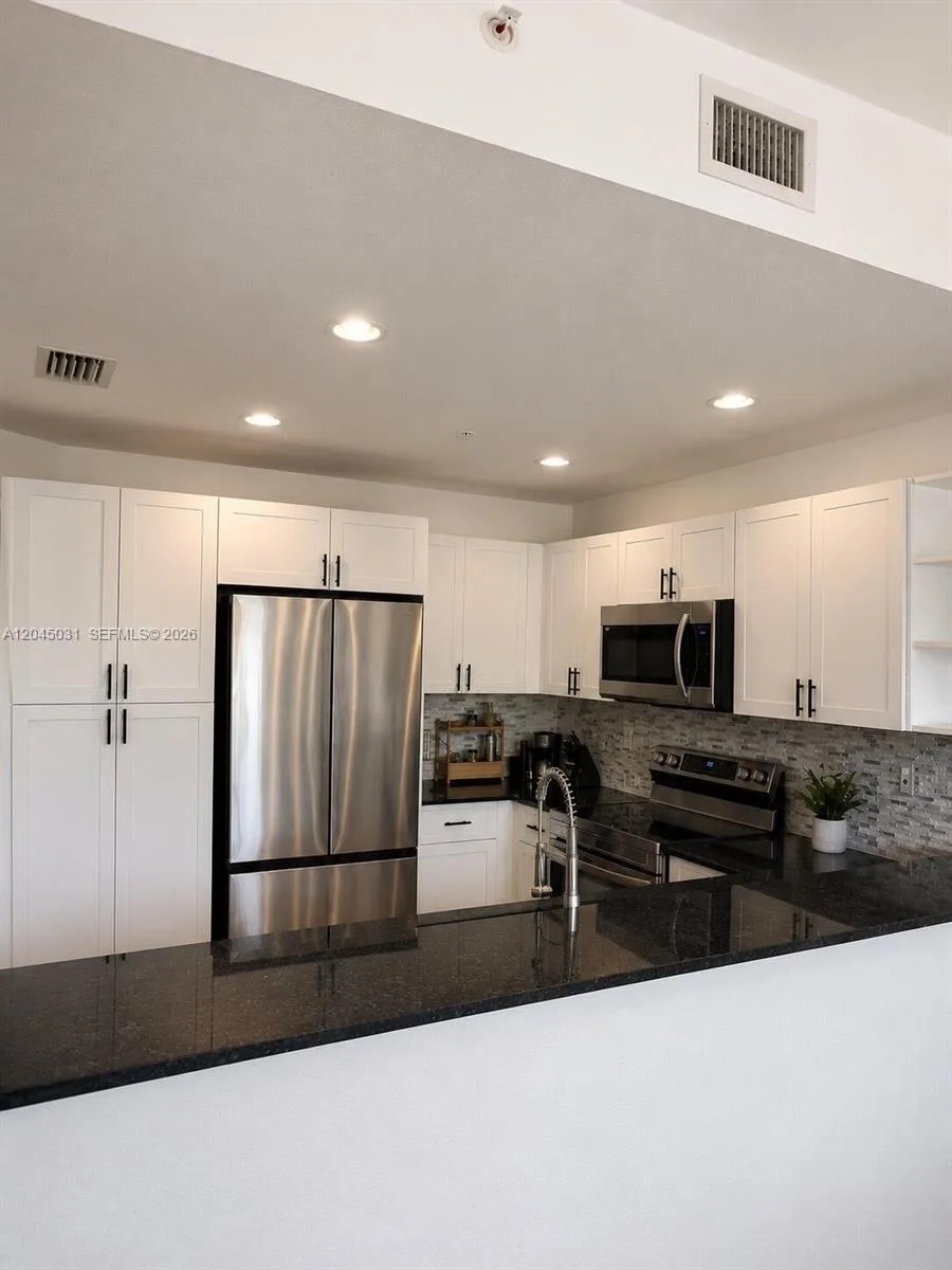 10885 NW 89th Ter # 203, Doral, FL 33178 photo 3