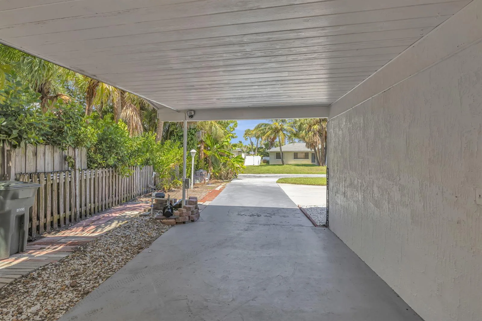 1911 Cypress Avenue, Fort Pierce, FL 34949 photo 4