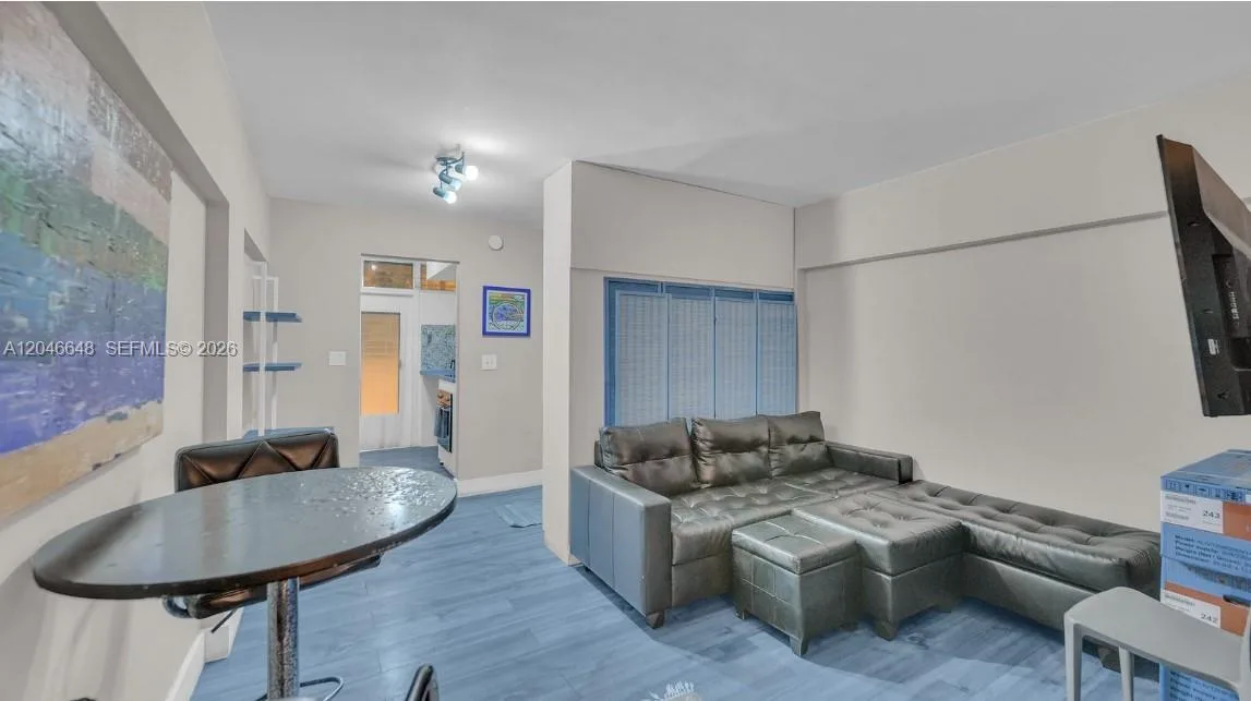 1400 Pennsylvania Ave # 15, Miami Beach, FL 33139 photo 4
