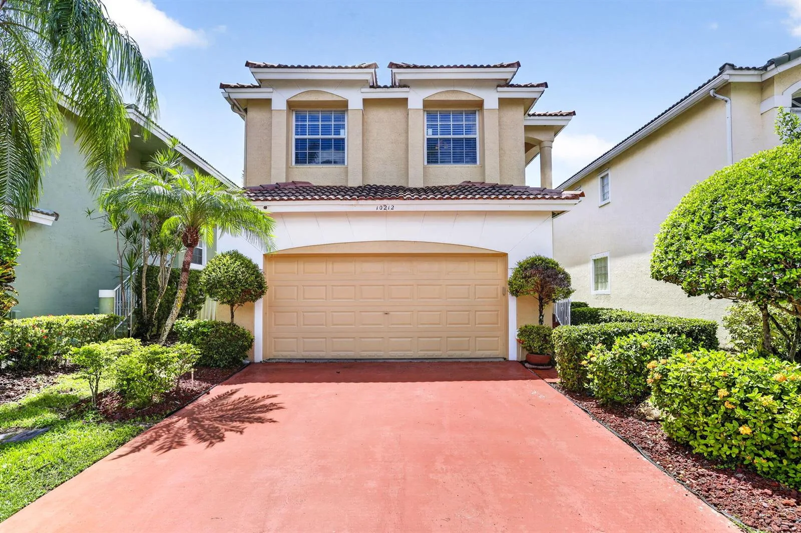 10212 NW 7 Street, FL 33071