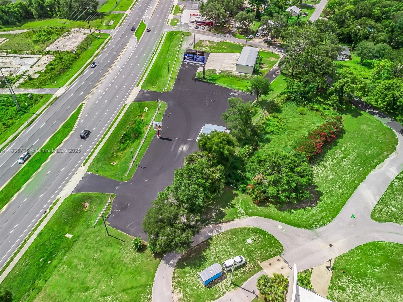 301 Beam Street, Other City - In The State Of Florida, FL 34731 photo 2