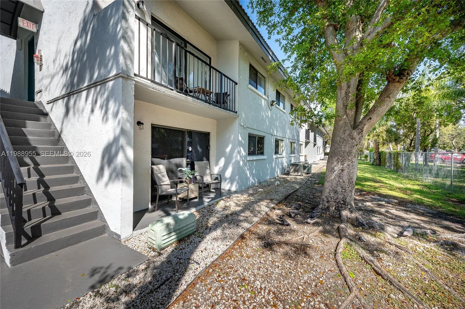 7095 NW 179th St # 110, Hialeah, FL 33015