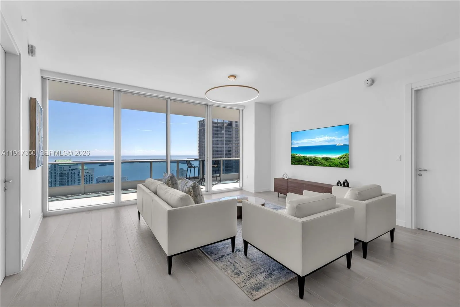 200 Biscayne Boulevard Way # 5103, Miami, FL 33131