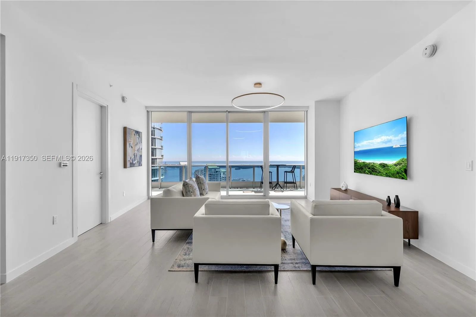 200 Biscayne Boulevard Way # 5103, Miami, FL 33131 photo 4