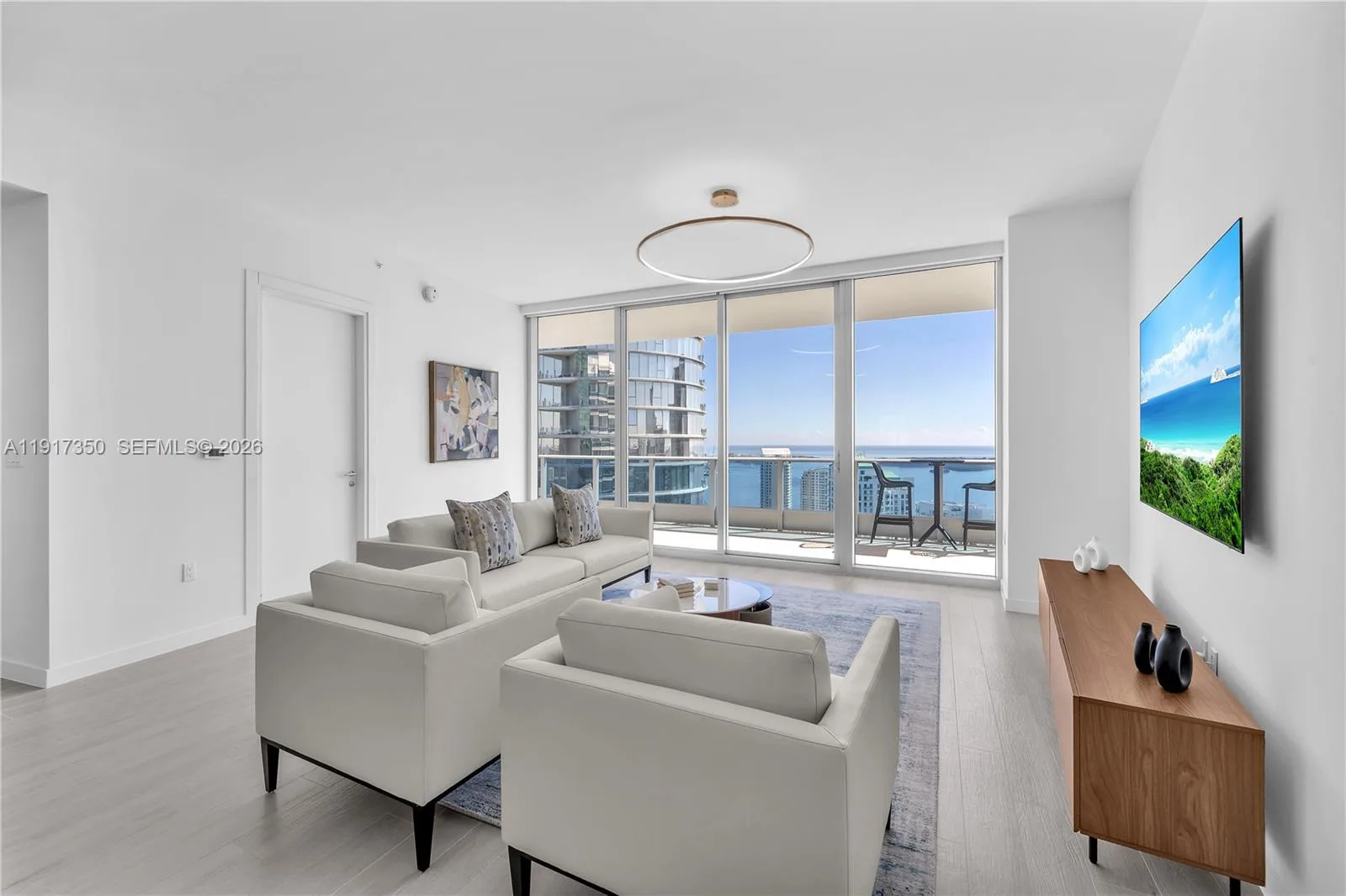 200 Biscayne Boulevard Way # 5103, Miami, FL 33131 photo 5