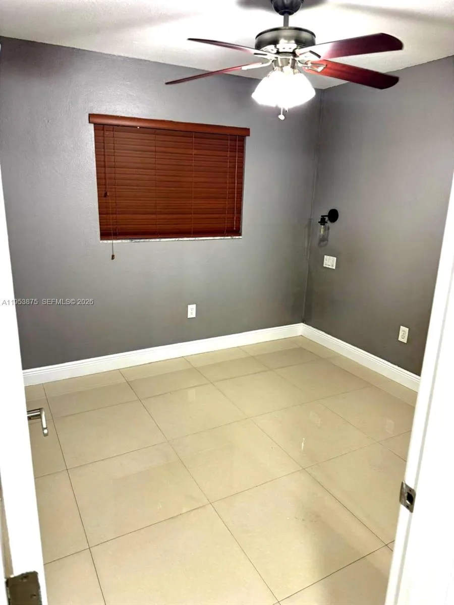 5461 W 24th Ave # 25, Hialeah, FL 33016 photo 2