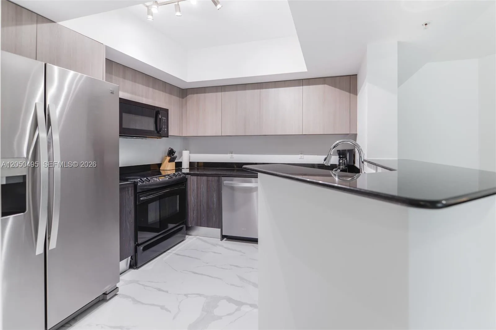 16699 Collins Ave # 2004, Sunny Isles Beach, FL 33160 photo 8