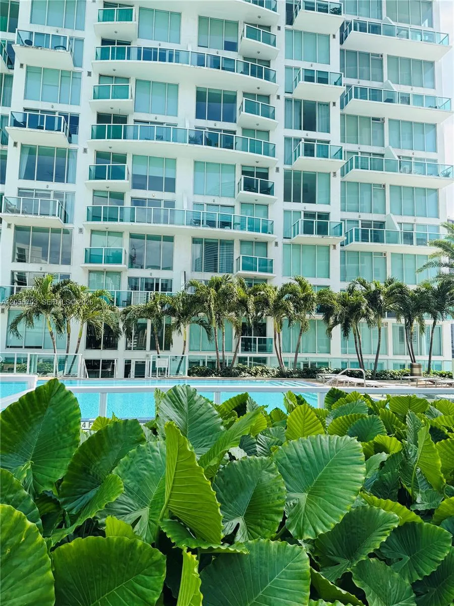 41 SE 5th # 2204, Miami, FL 33131 photo 3