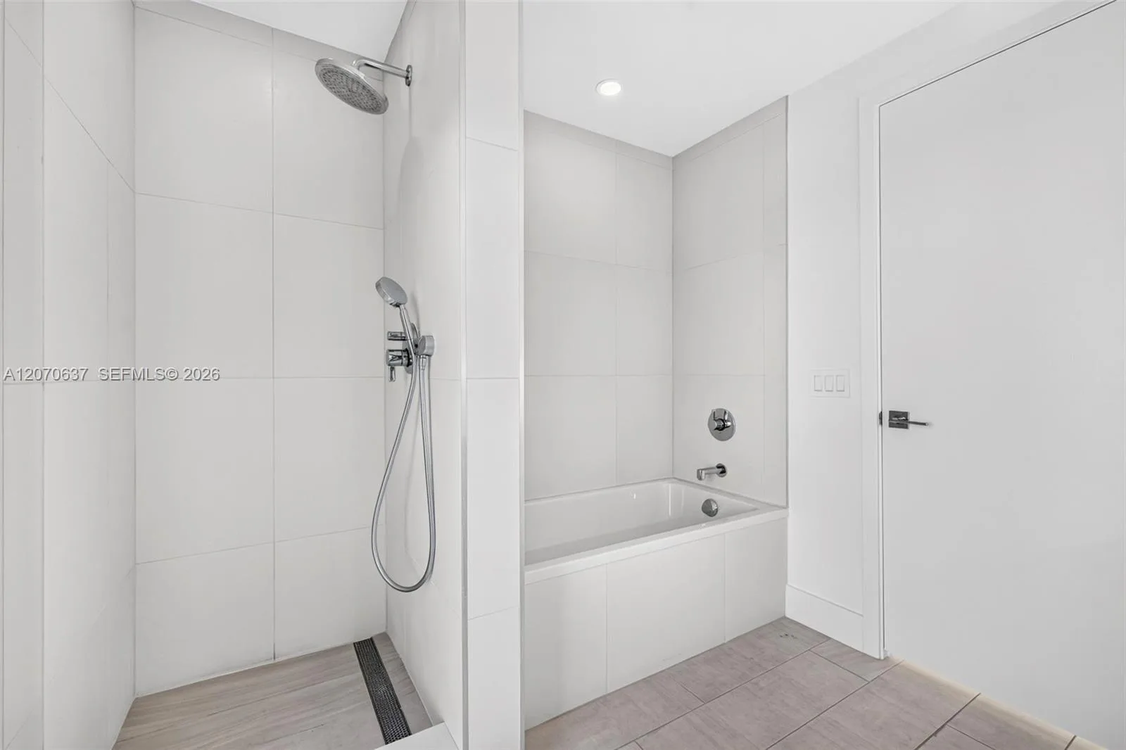 2000 Metropica Way # 417, Sunrise, FL 33323 photo 7