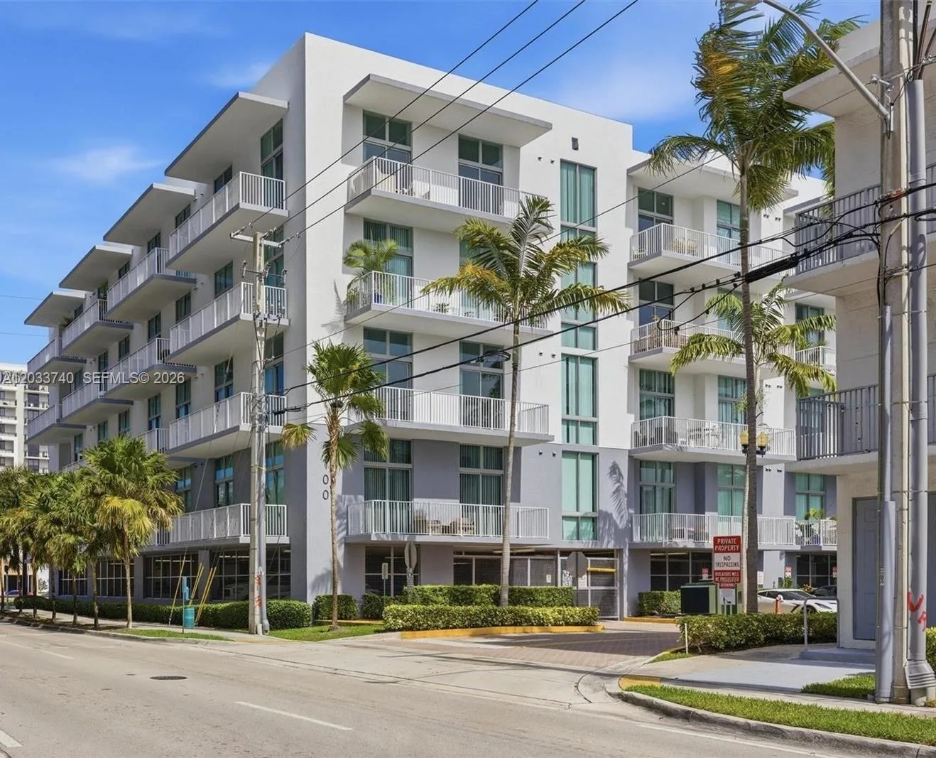 2100 Van Buren St # 322, Hollywood, FL 33020