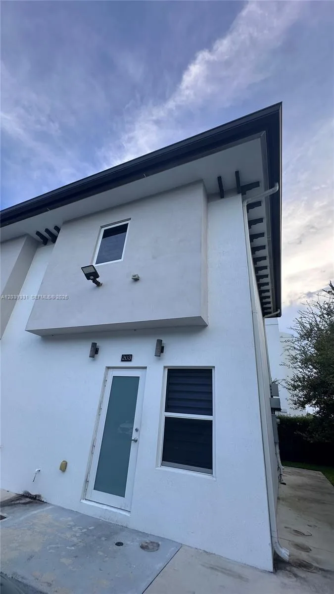 6410 SW 139th Avenue Rd # 203, Miami, FL 33183
