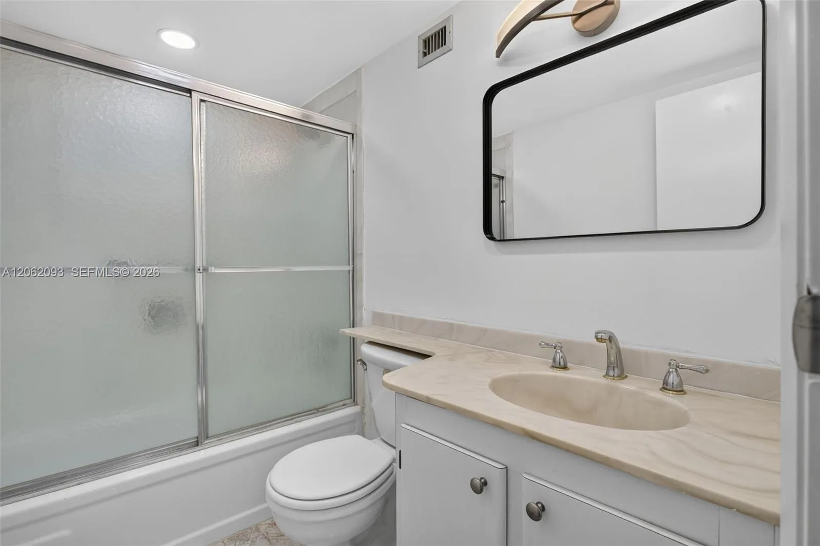 6080 NW 44th St # 410, Lauderhill, FL 33319 photo 11