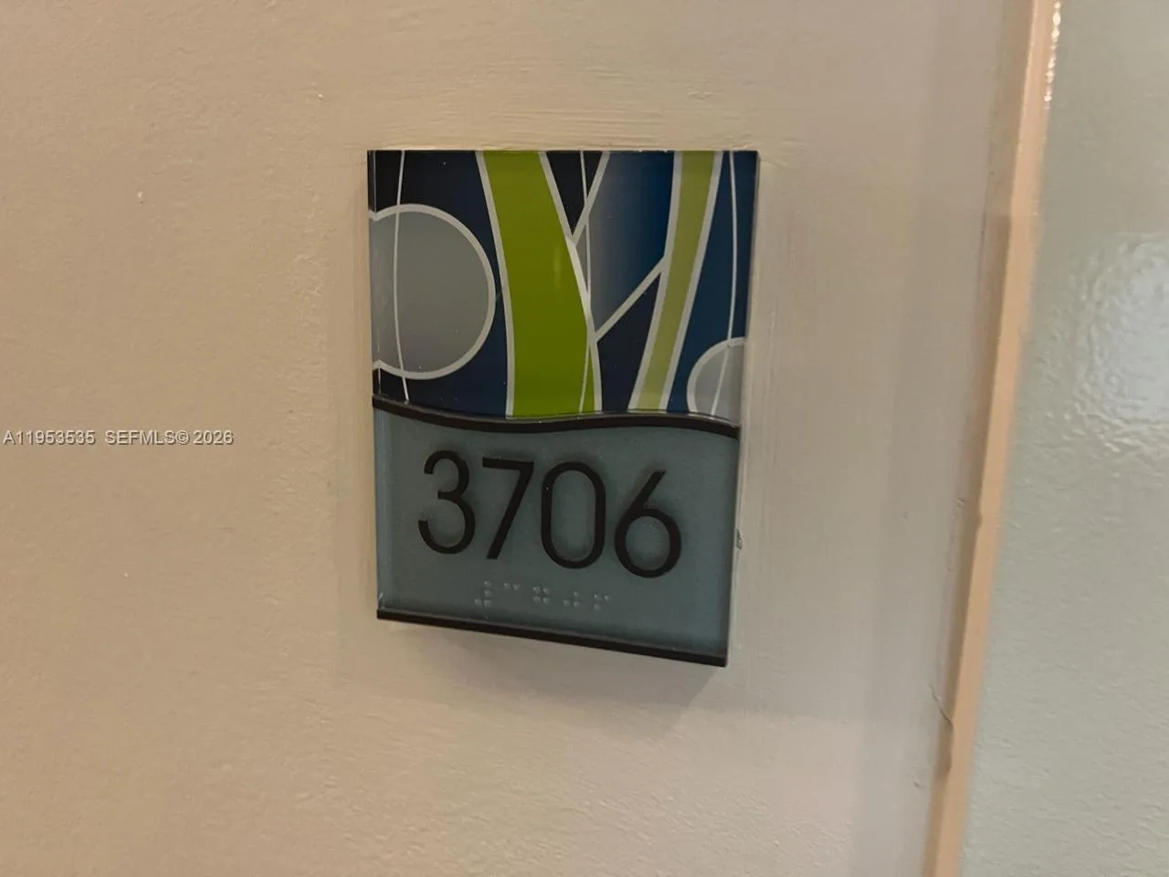 185 SW 7th St # 3706, Miami, FL 33130 photo 9