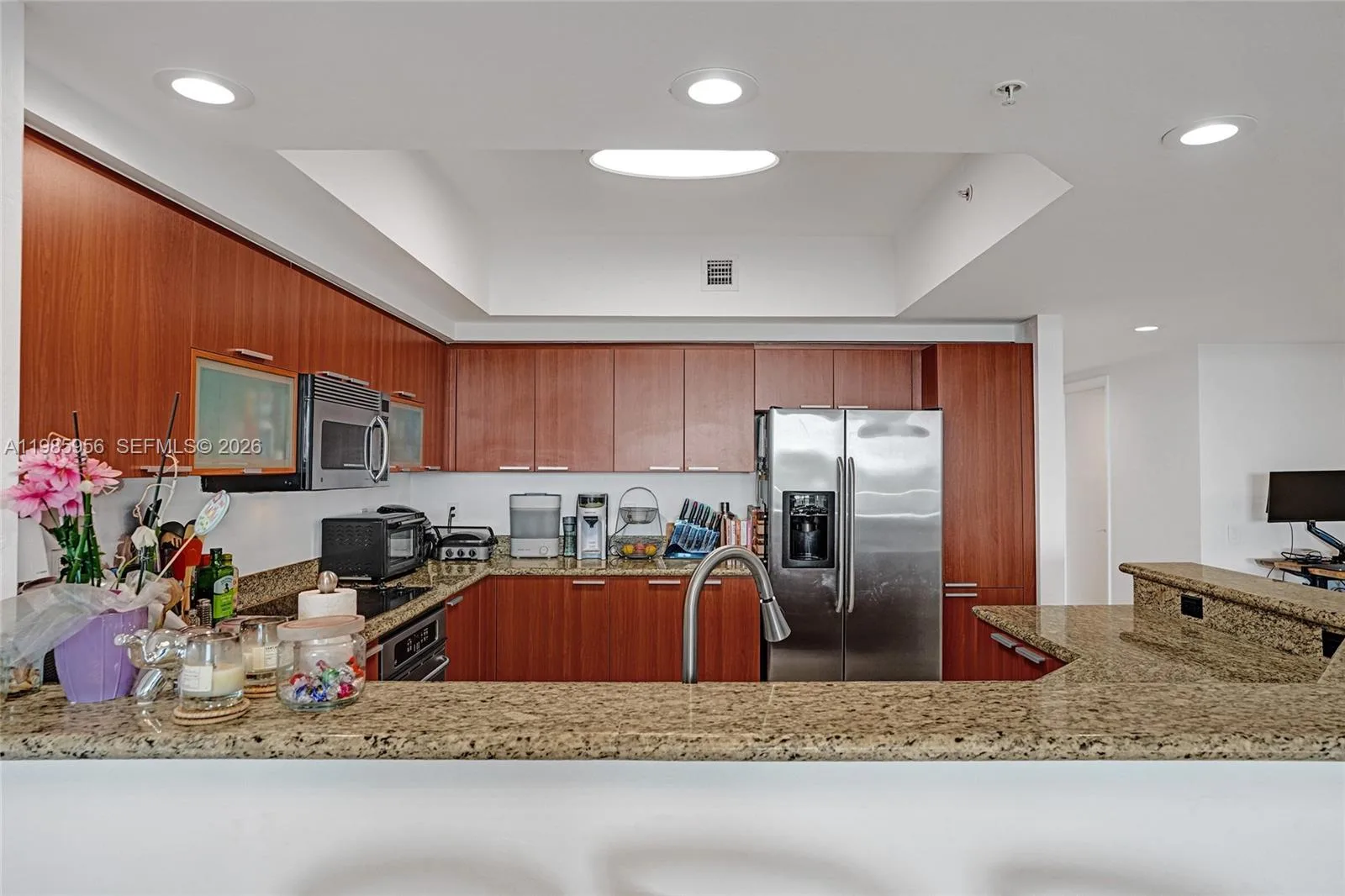 14951 Royal Oaks Ln # 803, North Miami, FL 33181 photo 12