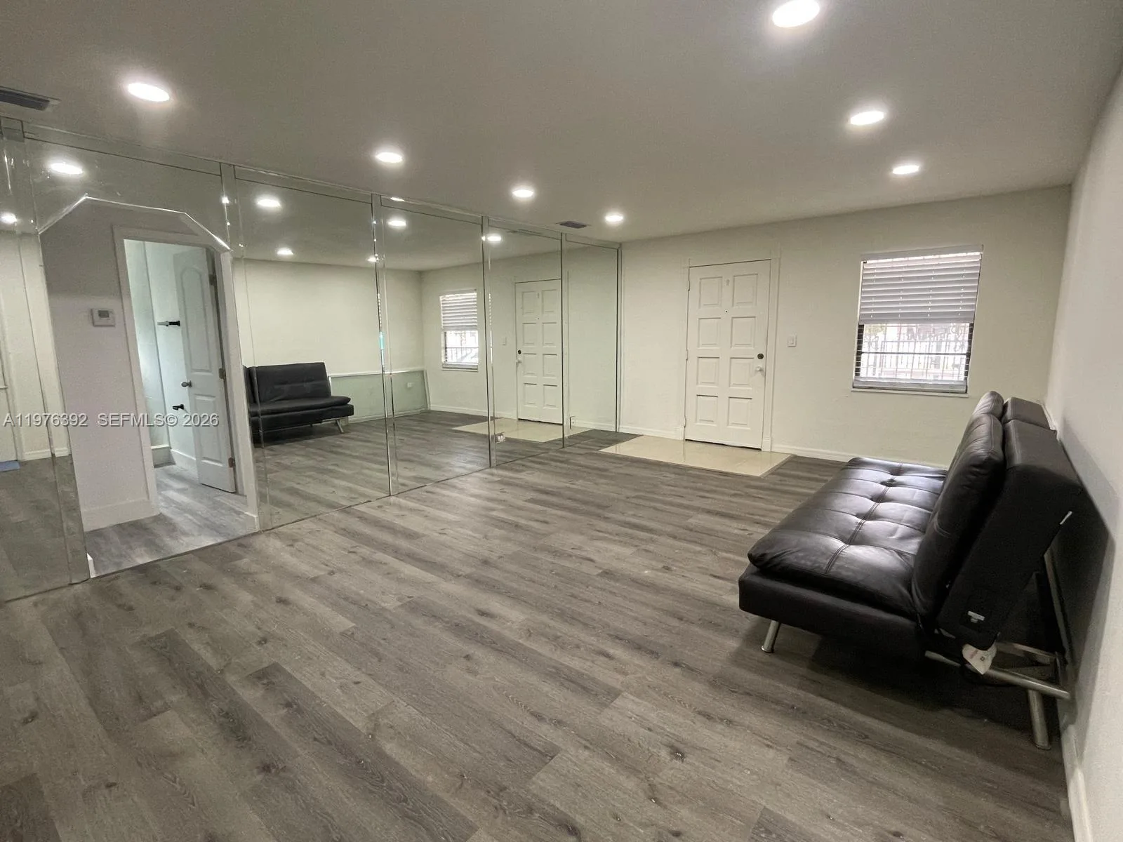 10415 NW 35th Ave, Miami, FL 33147