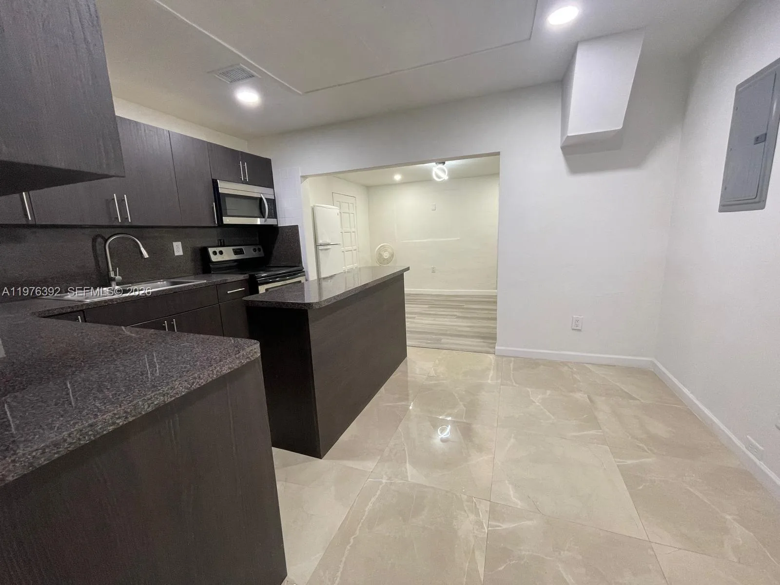 10415 NW 35th Ave, Miami, FL 33147 photo 4
