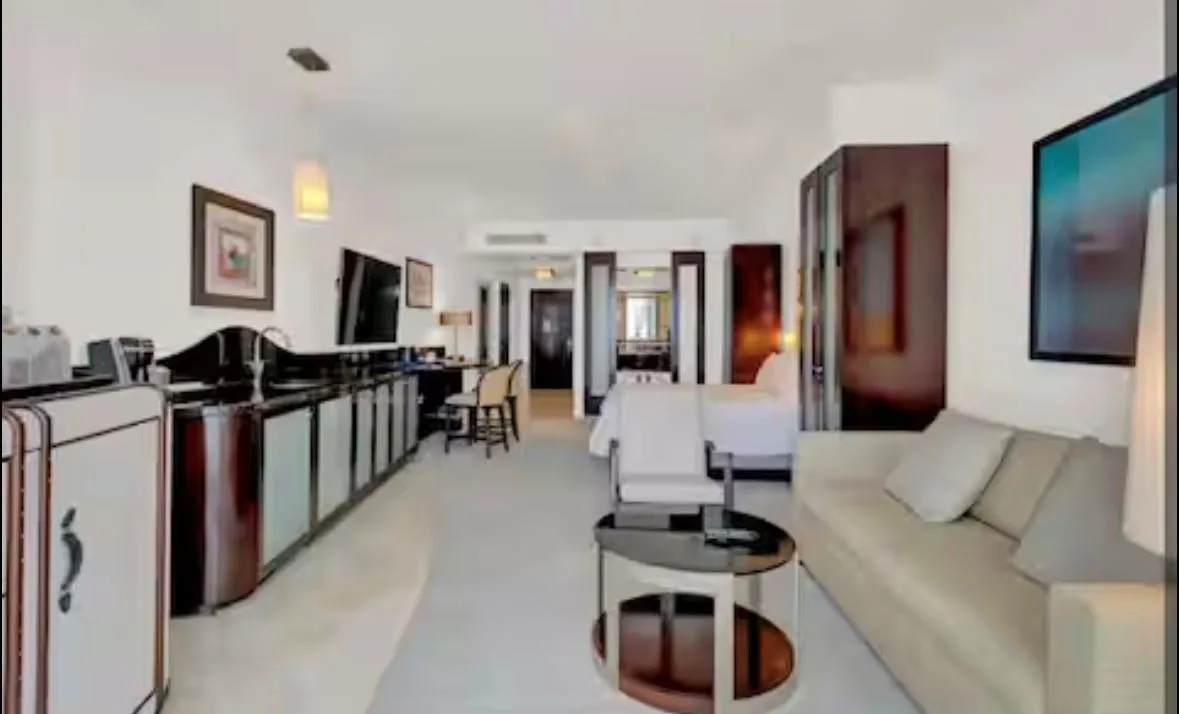 4391 Collins Avenue # 1913, Miami Beach, FL 33140 photo 6