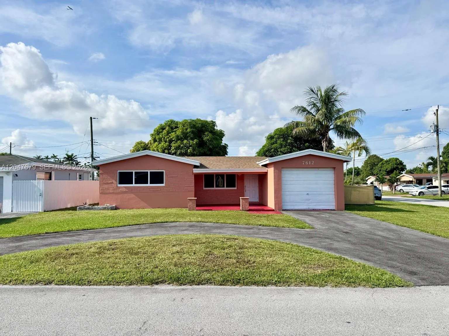 7612 Plantation Blvd, Miramar, FL 33023