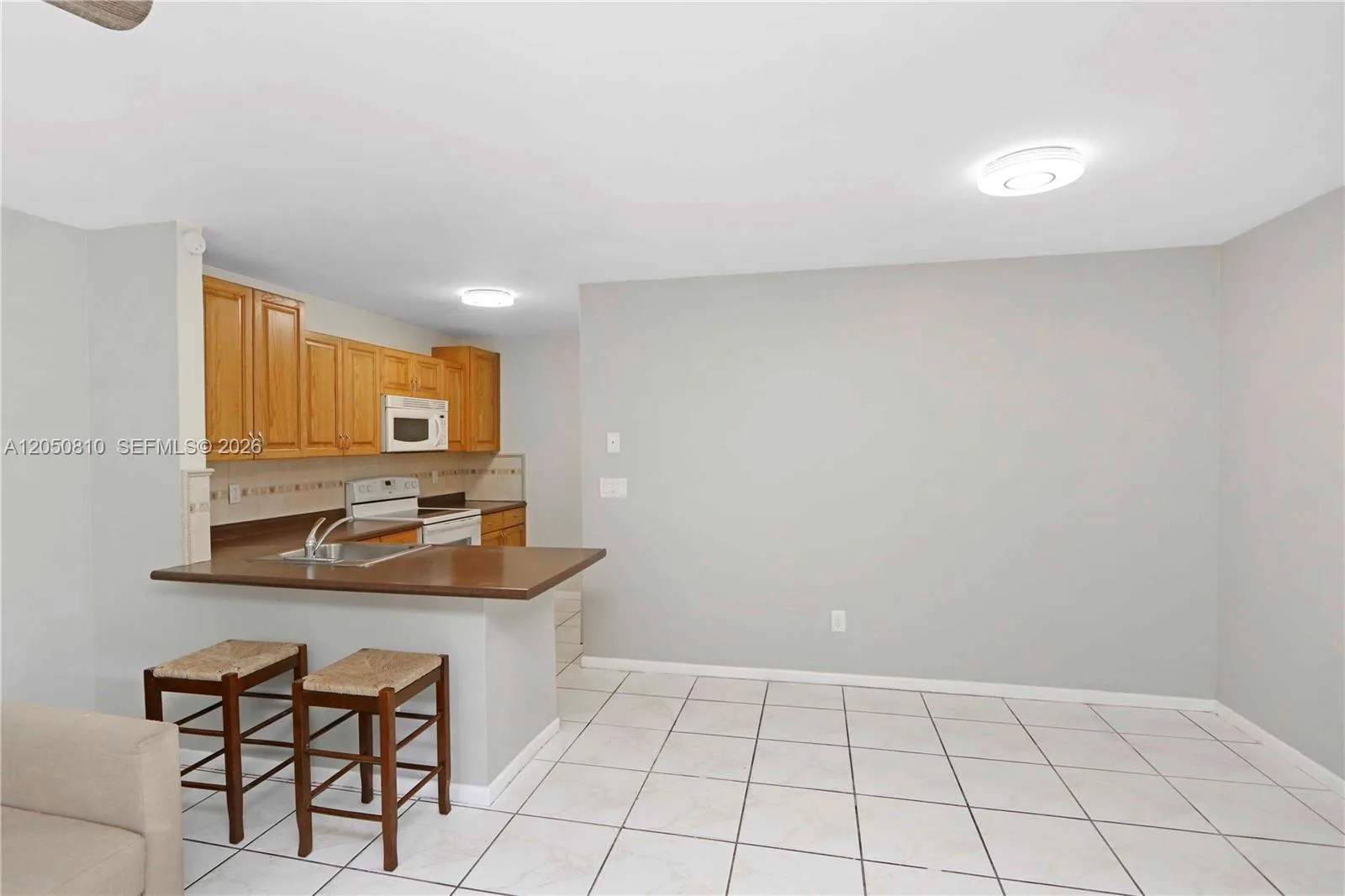 2530 W 67th Pl # 11-29, Hialeah, FL 33016 photo 5