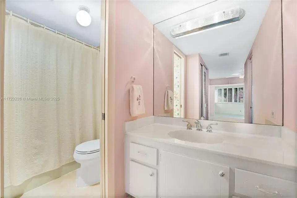2532 Boundbrook Drive S # 104, Palm Springs, FL 33406 photo 10