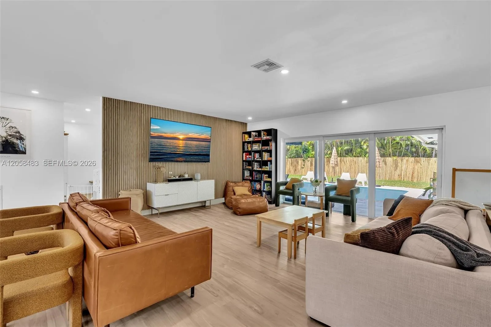 101 El Dorado Pkwy, Plantation, FL 33317 photo 9