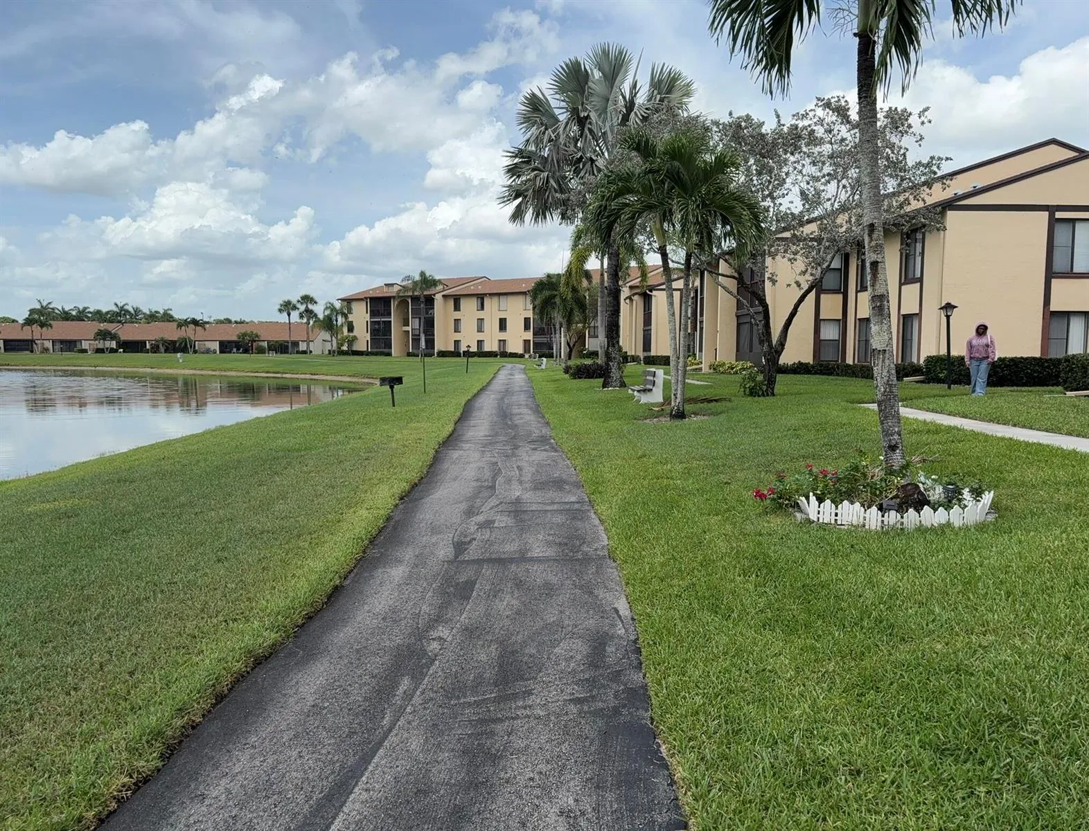 826 Sky Pine Way # G2, FL 33415 photo 2