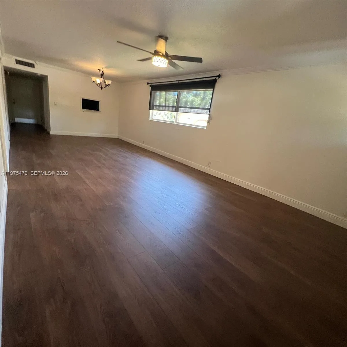 109 SW 1st Ave, Hallandale Beach, FL 33009 photo 8