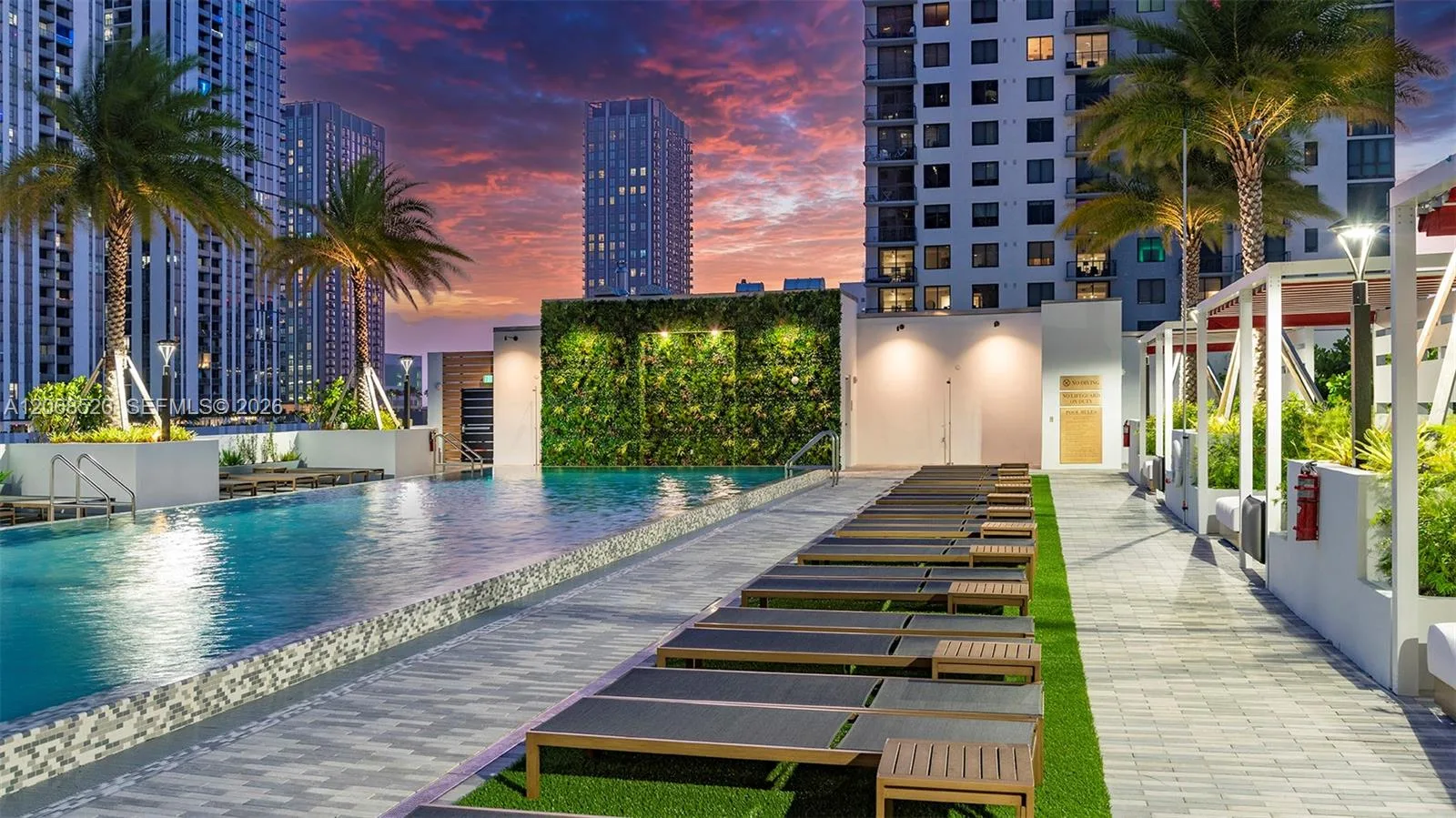 650 NE 2nd Ave # 2811, Miami, FL 33132 photo 3