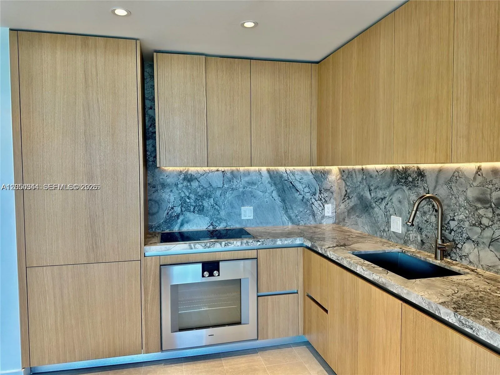 500 ALTON RD # 1708, Miami Beach, FL 33139 photo 7
