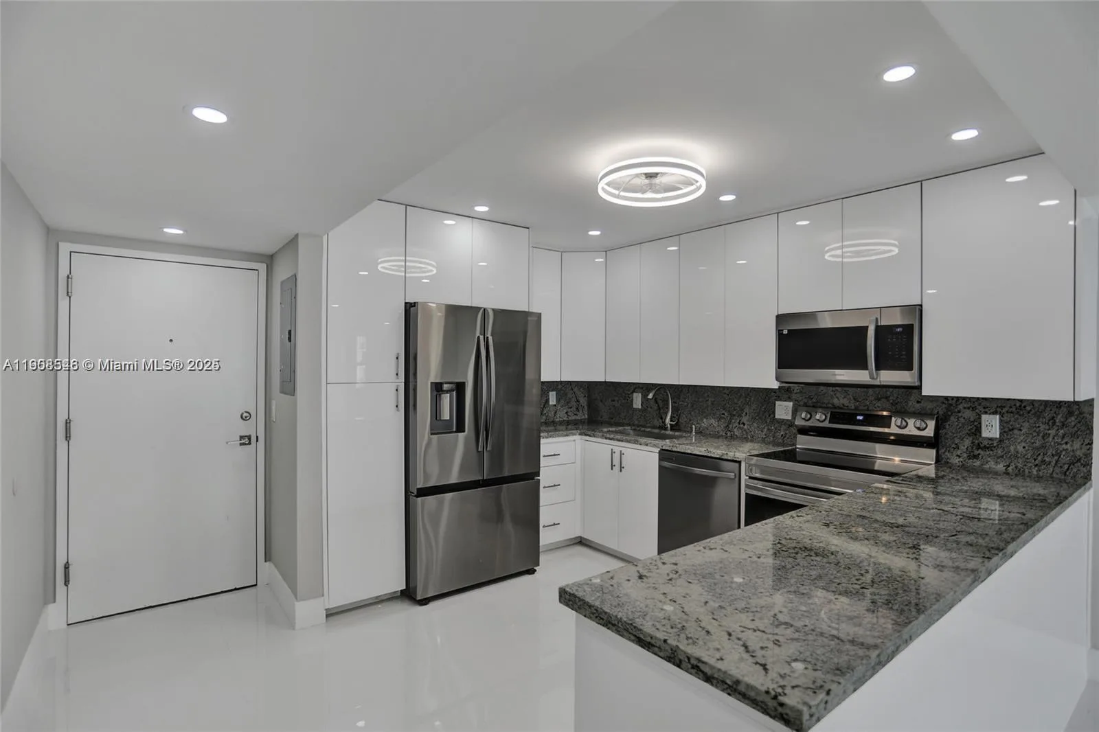 2301 S Ocean Dr # 2404, Hollywood, FL 33019 photo 7