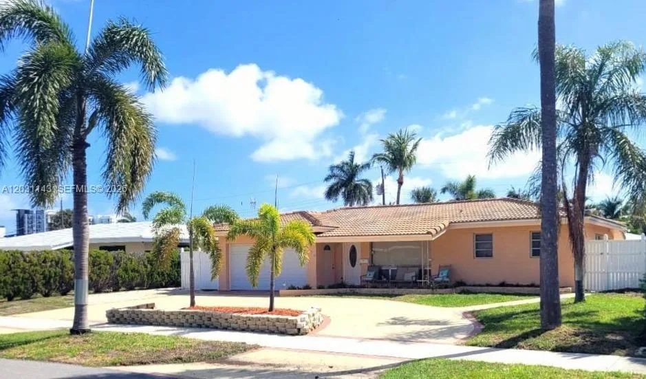 270 SE 1st Ter, Pompano Beach, FL 33060