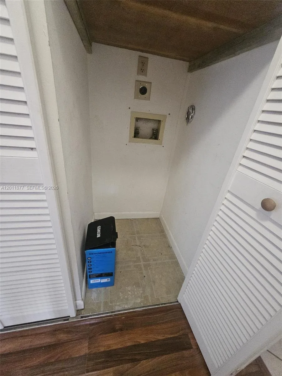 211 Lake Pointe Dr # 108, Oakland Park, FL 33309 photo 10