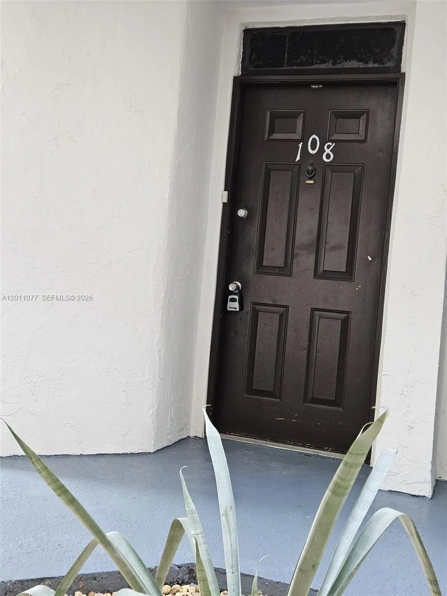 211 Lake Pointe Dr # 108, Oakland Park, FL 33309 — zdjęcie 2