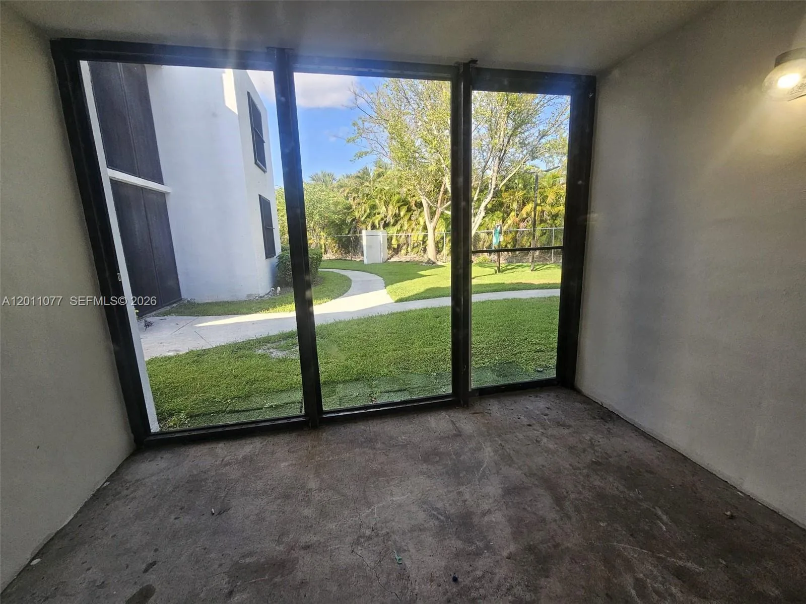 211 Lake Pointe Dr # 108, Oakland Park, FL 33309 photo 8