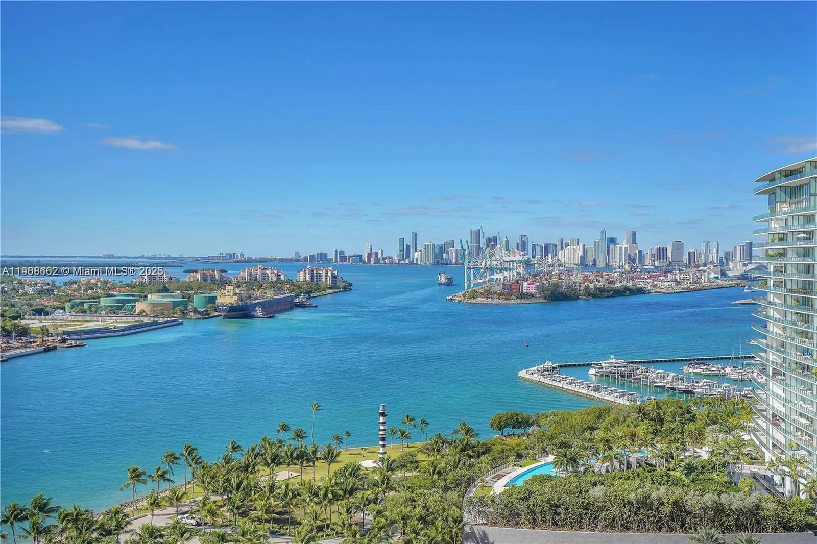 400 S Pointe Dr # 2307, Miami Beach, FL 33139