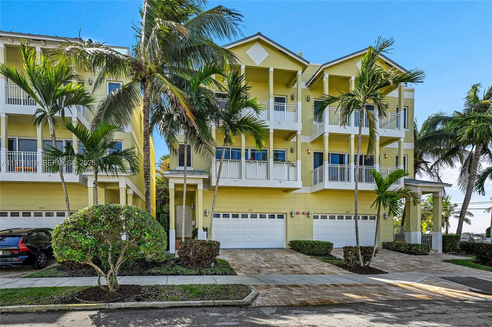 346 Elm St # A-10, Hollywood, FL 33019 photo 2